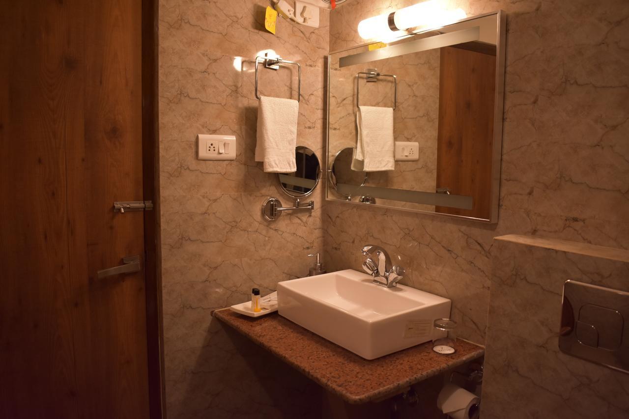Kaizun Bed Breakfast Shillong Exteriör bild