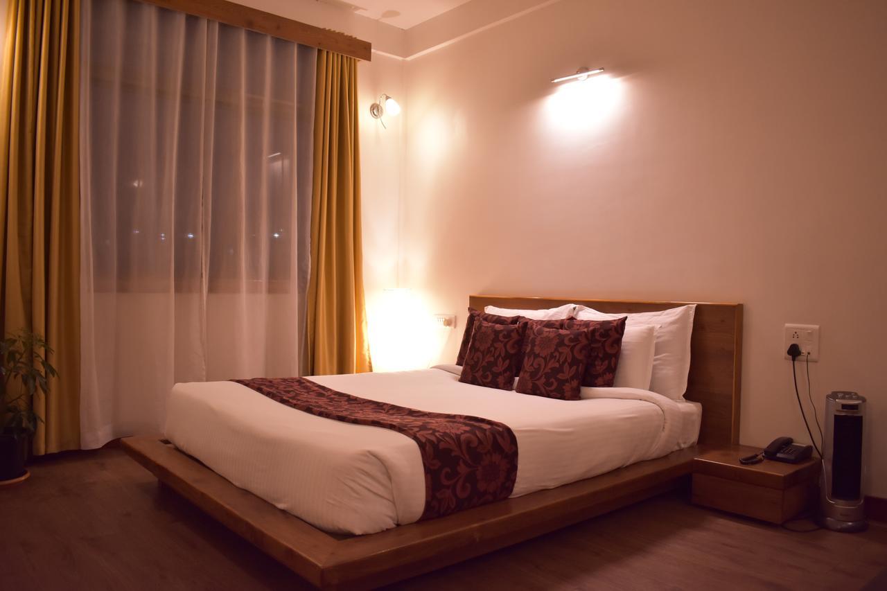 Kaizun Bed Breakfast Shillong Exteriör bild